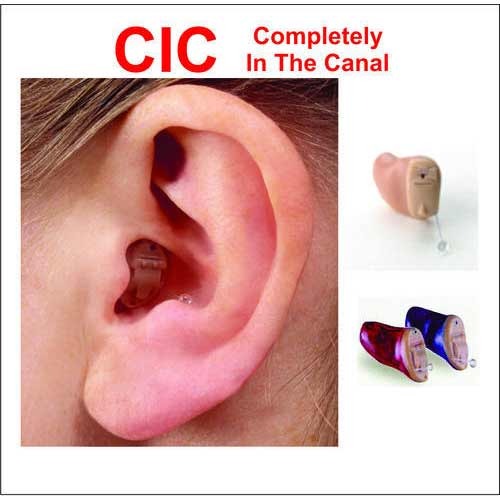 تُظهر الصورة جهاز سمع "داخل القناة بالكامل" (CIC).